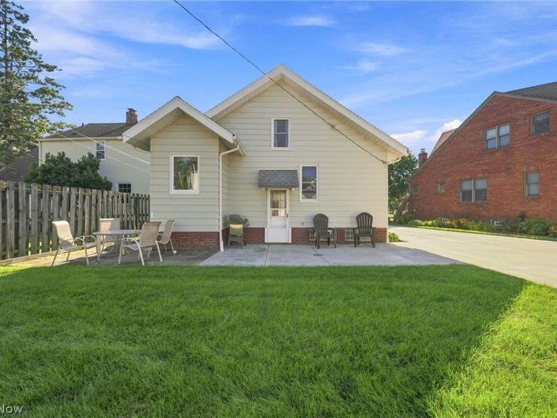 16208 Claire Avenue, Cleveland, OH 44111 Photo 38