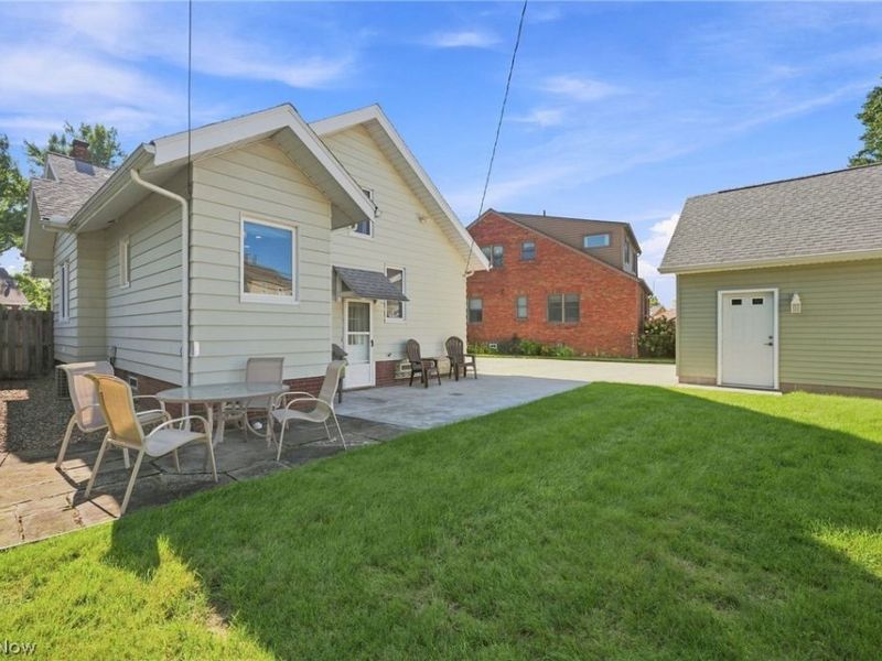 16208 Claire Avenue, Cleveland, OH 44111 Photo 39
