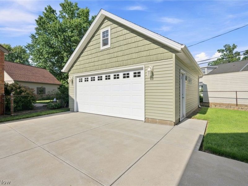 16208 Claire Avenue, Cleveland, OH 44111 Photo 41
