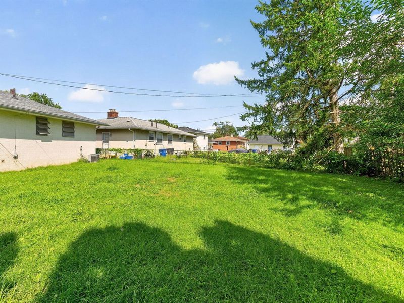 4381 E Mound Street, Columbus, OH 43227 Photo 8