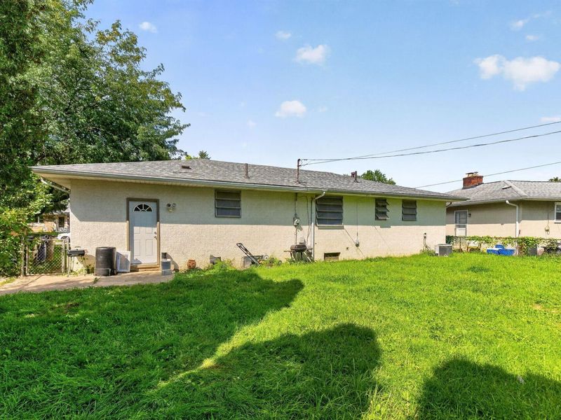4381 E Mound Street, Columbus, OH 43227 Photo 9