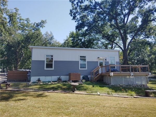 82 N Linn Valley Drive, Linn Valley, KS 66040