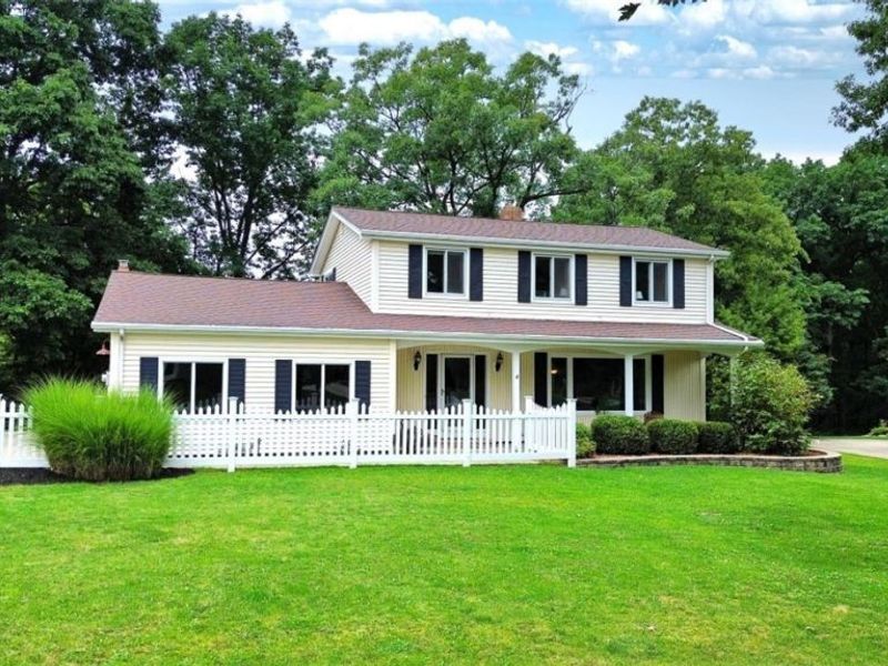 9145 Mercer Lane, Brecksville, OH 44141 Photo 1