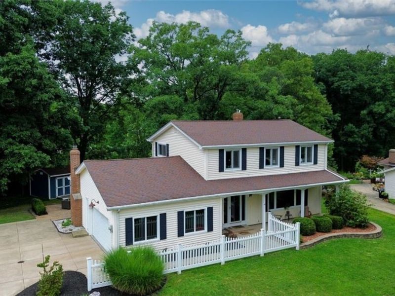 9145 Mercer Lane, Brecksville, OH 44141 Photo 2