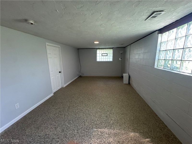 4173 Cambridge Avenue, Lorain, OH 44053 Photo 19