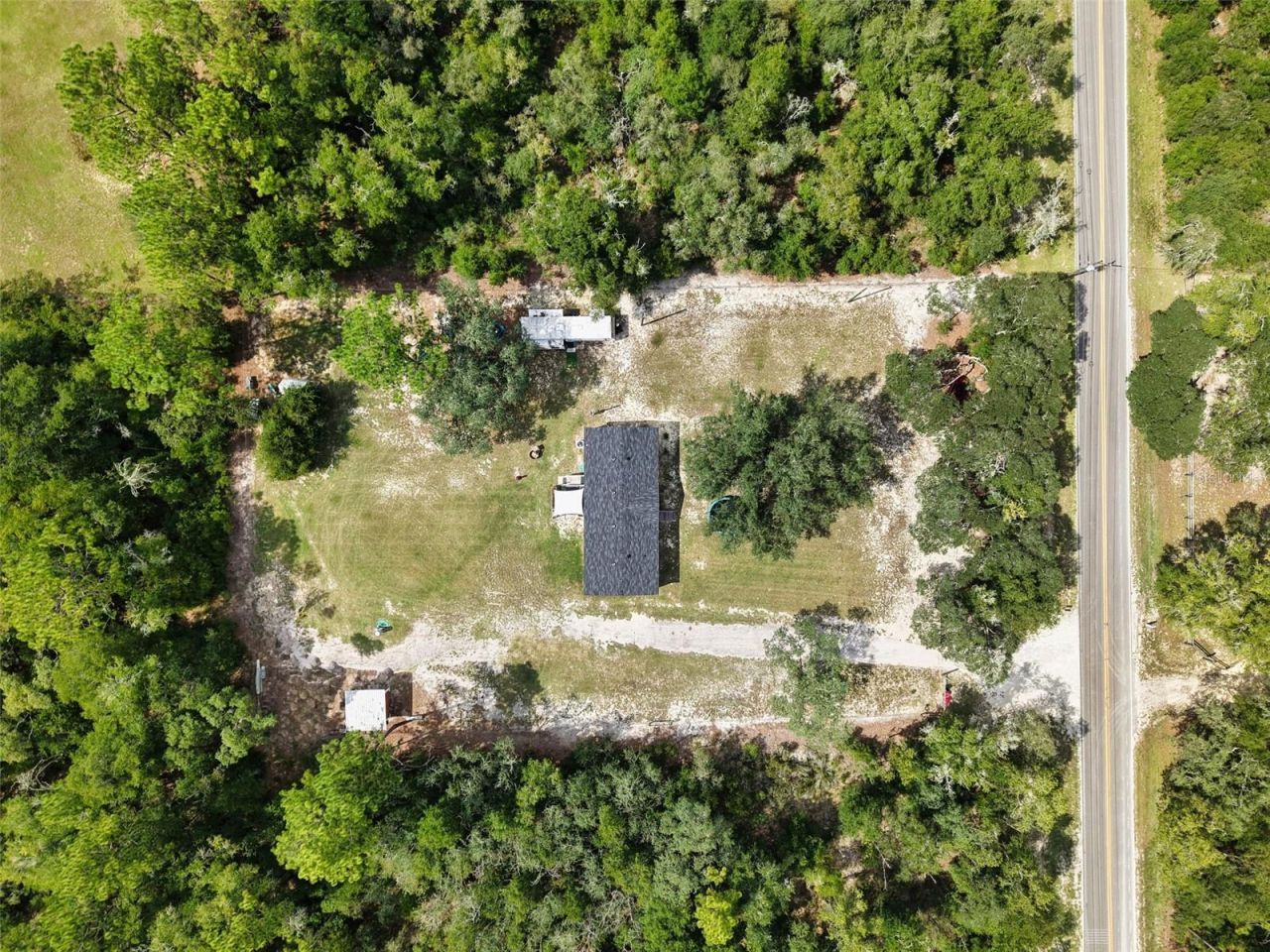 7650 NE 105th Avenue , Bronson, FL 32621 Photo
