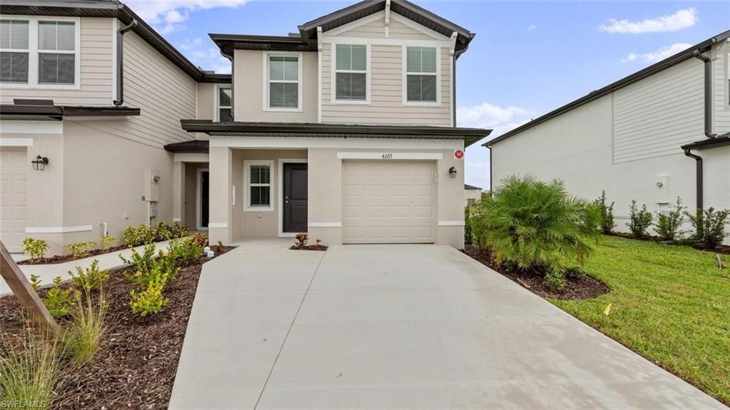 17524 Paradiso Way, North Fort Myers, FL 33917 Main Photo