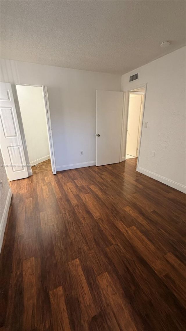 7075 NW 186th St, Unit C208, Hialeah, FL 33015 Photo