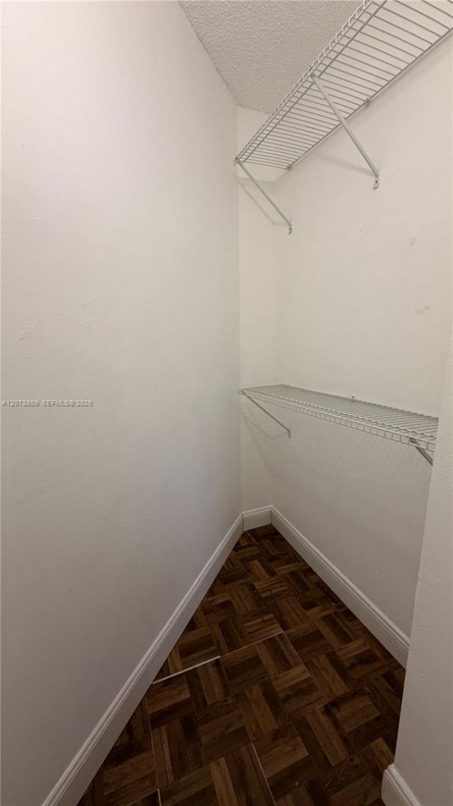 7075 NW 186th St, Unit C208, Hialeah, FL 33015 Photo