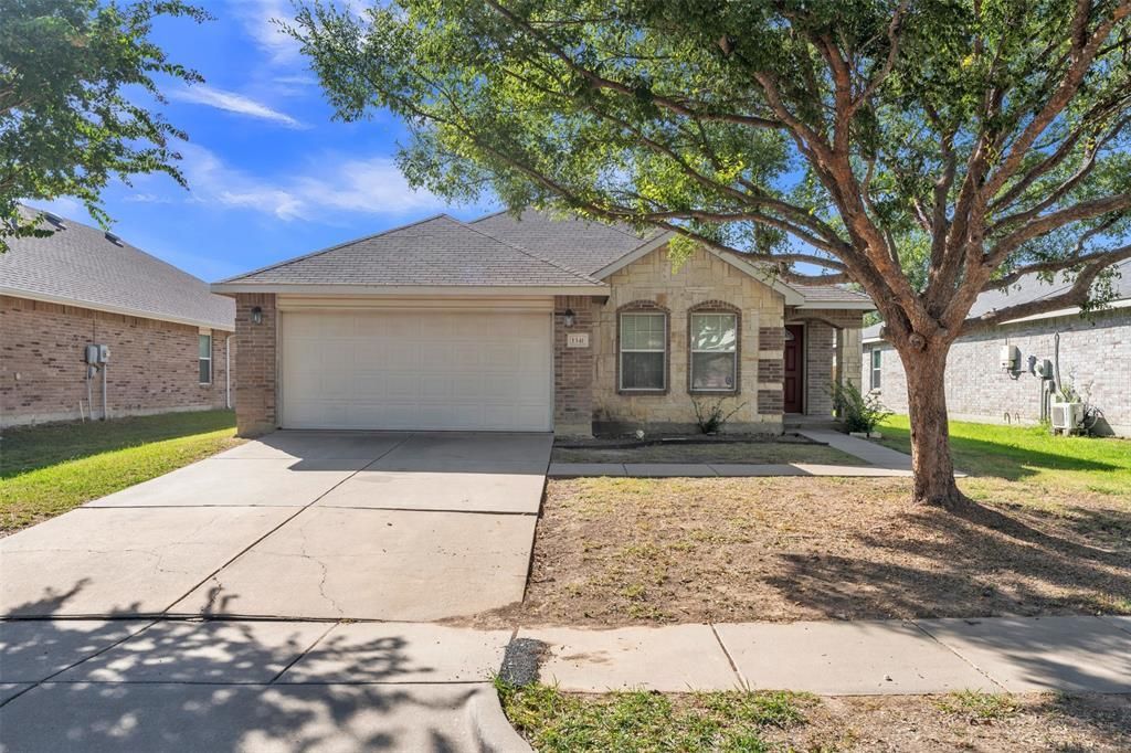 1341 Haley Lane, Burleson, TX 76028 Main Photo
