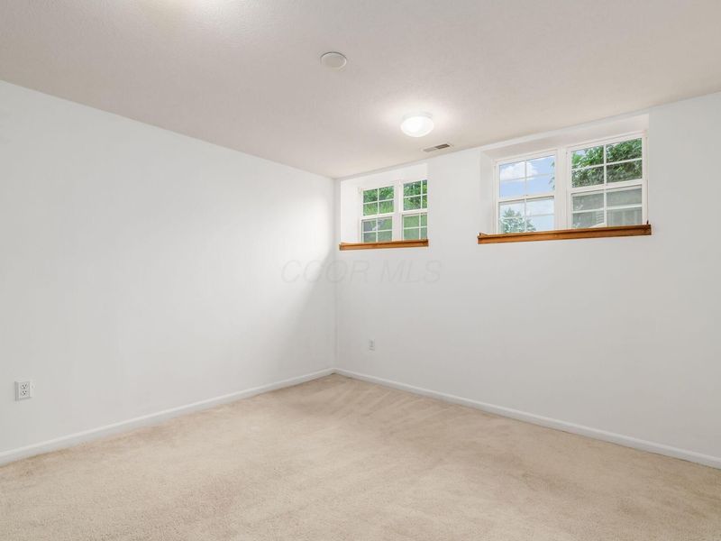 8270 Sugar Magnolia Drive, Blacklick, OH 43004 Photo 31