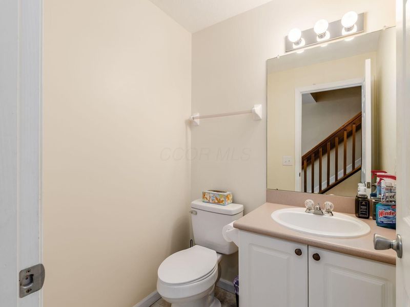 8270 Sugar Magnolia Drive, Blacklick, OH 43004 Photo 34