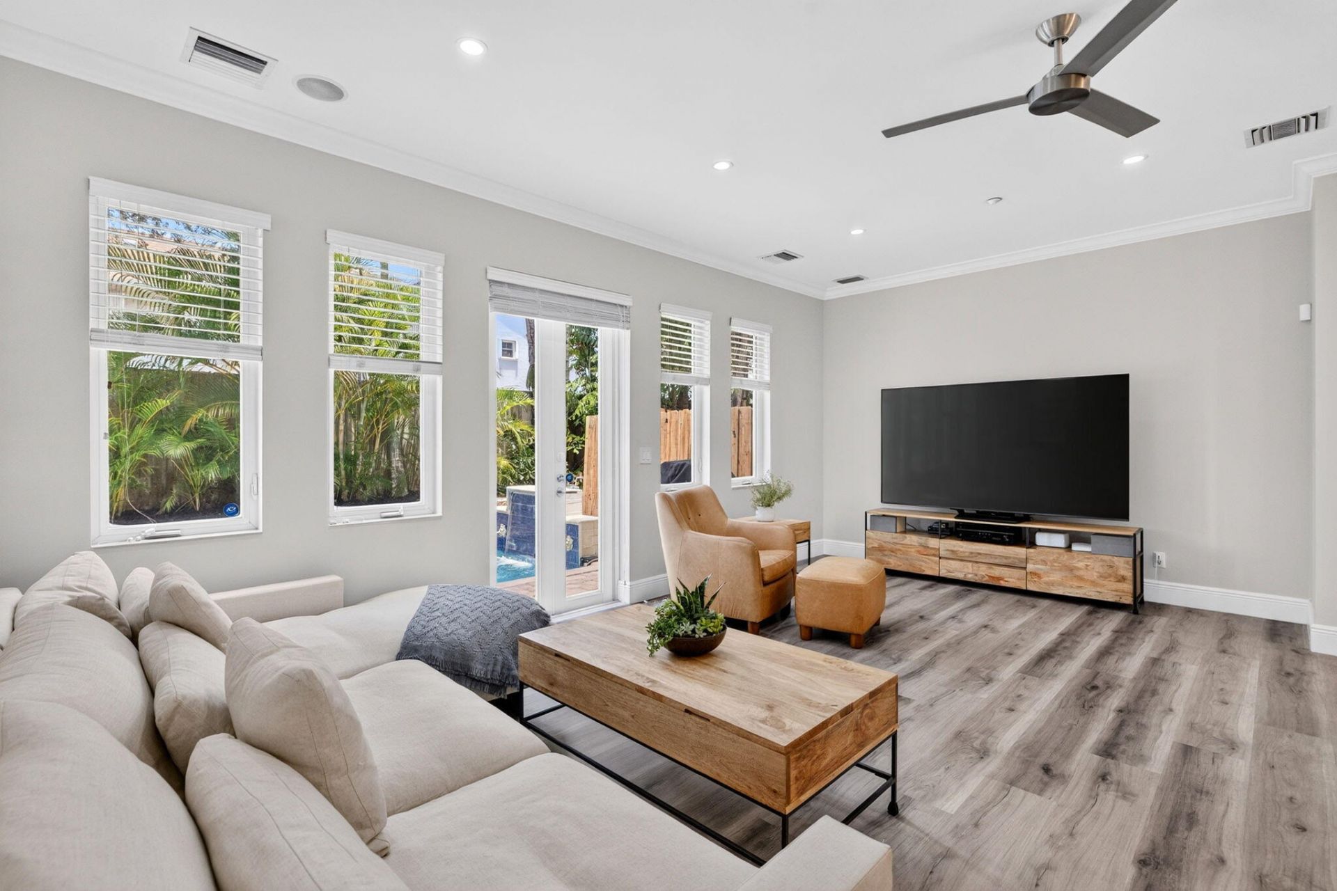 500 NE 17th Avenue, Fort Lauderdale, FL 33301 Photo