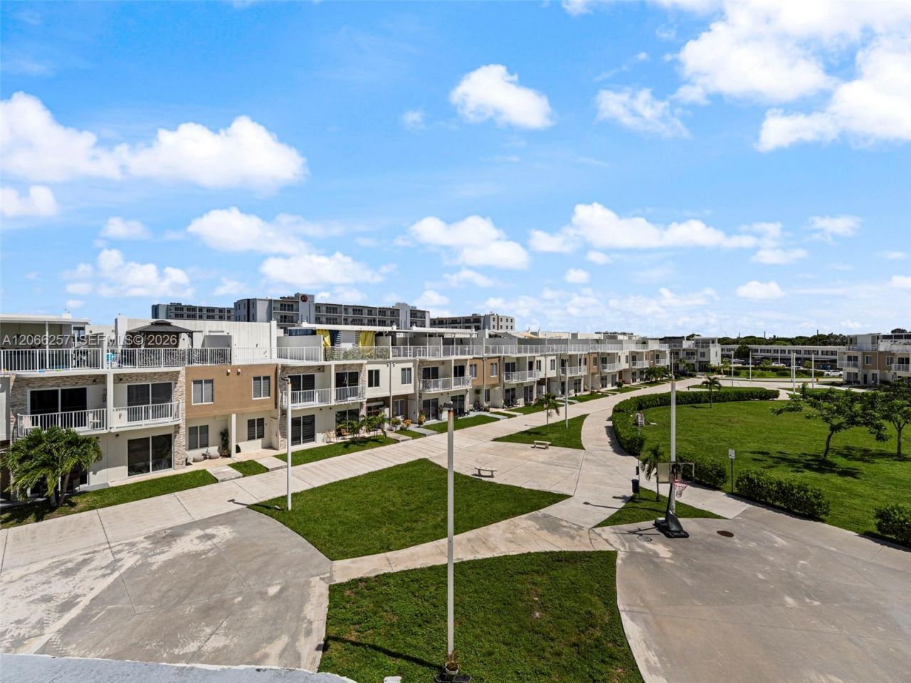 13949 SW 259th Way , Unit 13949, Homestead, FL 33032 Photo