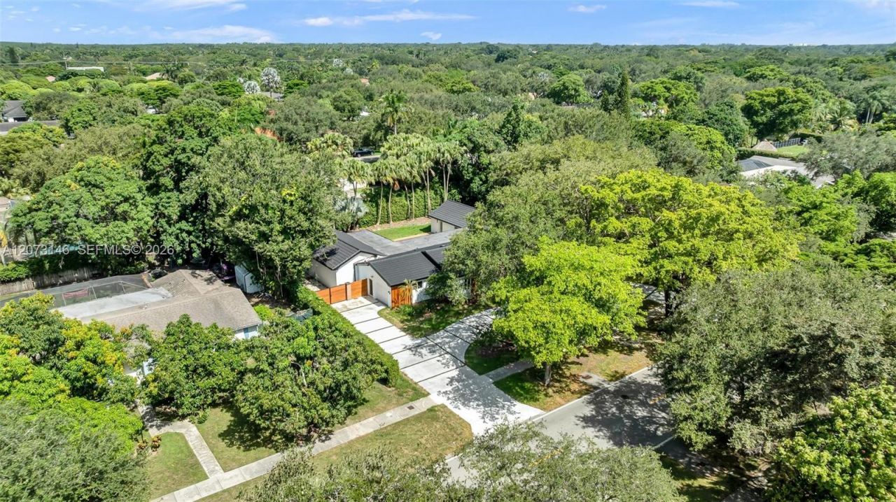 15321 SW 82nd Ave , Palmetto Bay, FL 33157 Photo