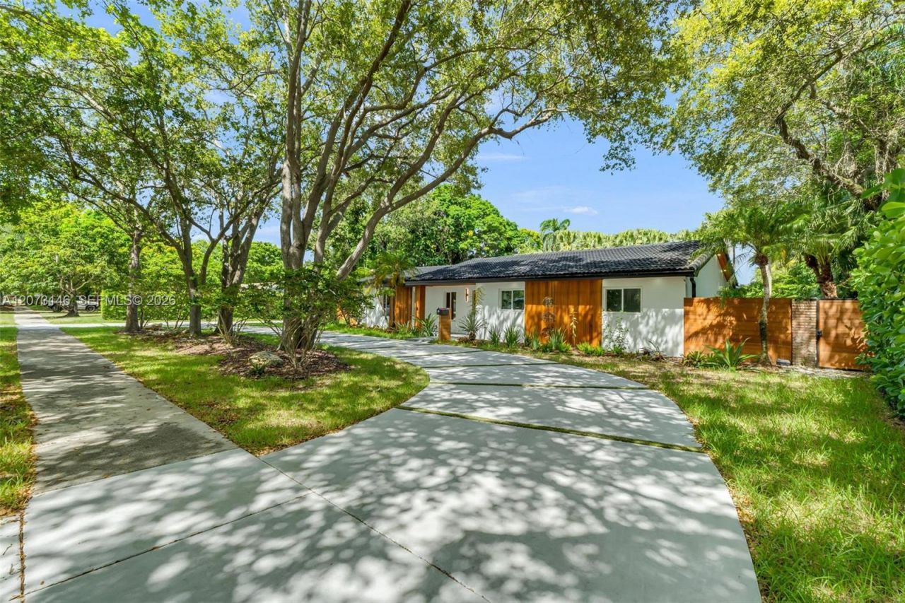 15321 SW 82nd Ave , Palmetto Bay, FL 33157 Photo
