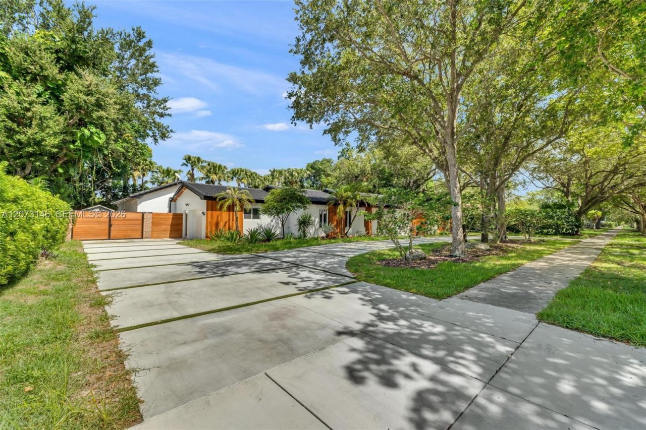 15321 SW 82nd Ave , Palmetto Bay, FL 33157 Photo