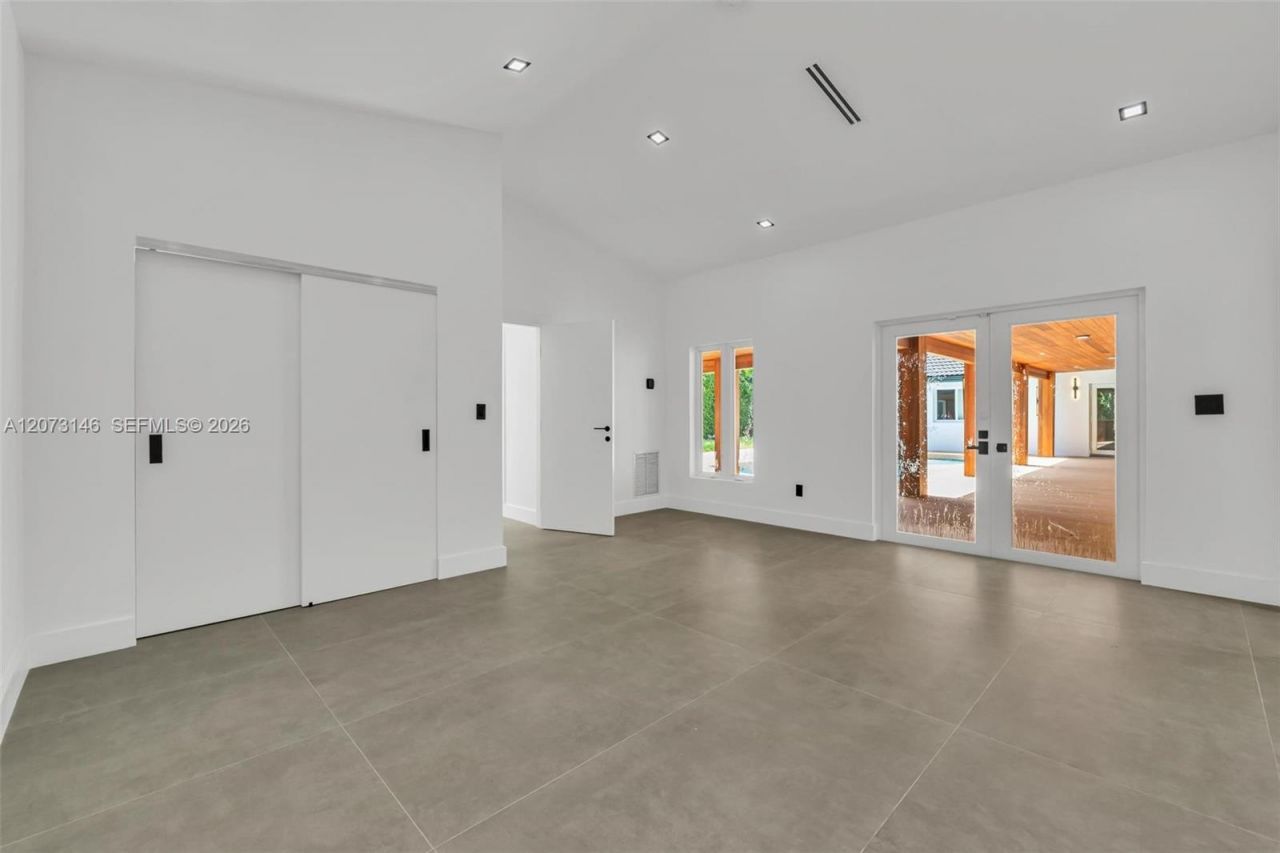 15321 SW 82nd Ave , Palmetto Bay, FL 33157 Photo