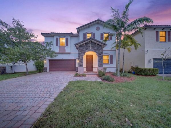 9371 W 35th Ave, Hialeah, FL 33018