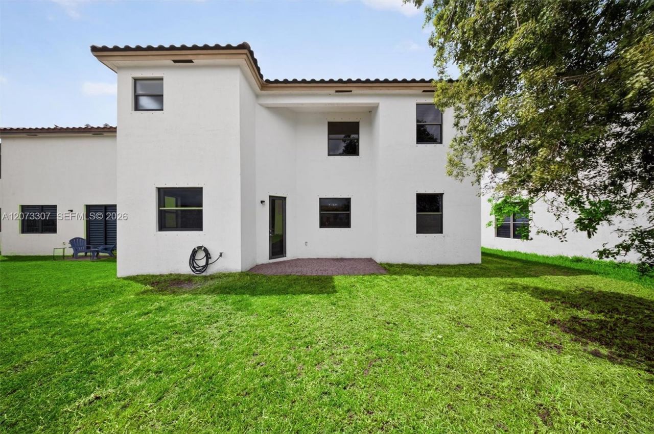 9371 W 35th Ave, Hialeah, FL 33018 Photo