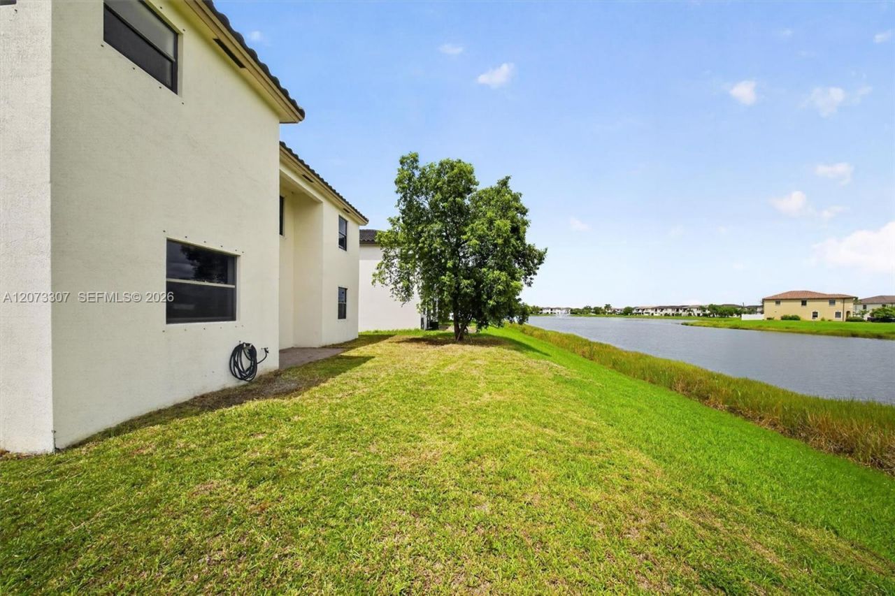 9371 W 35th Ave, Hialeah, FL 33018 Photo