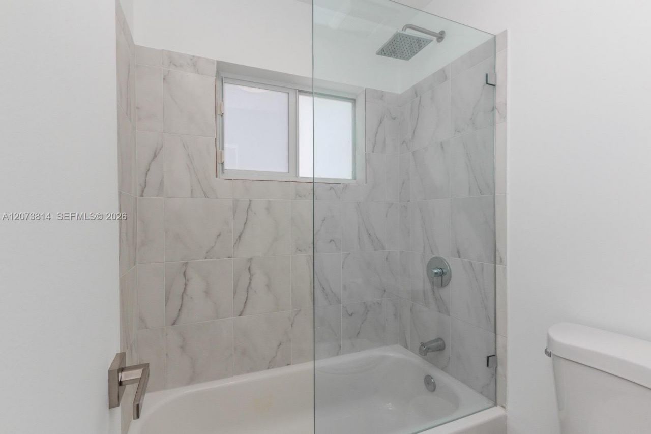 6509 NE 5th Ave , Unit Orange, Miami, FL 33138 Photo