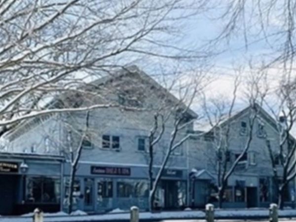 40 Central Square, Bridgewater, MA 02324
