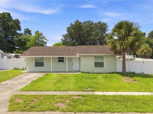 8344 DRYCREEK DRIVE , TAMPA, FL 33615