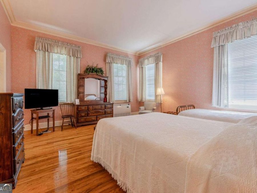 Property Image 38