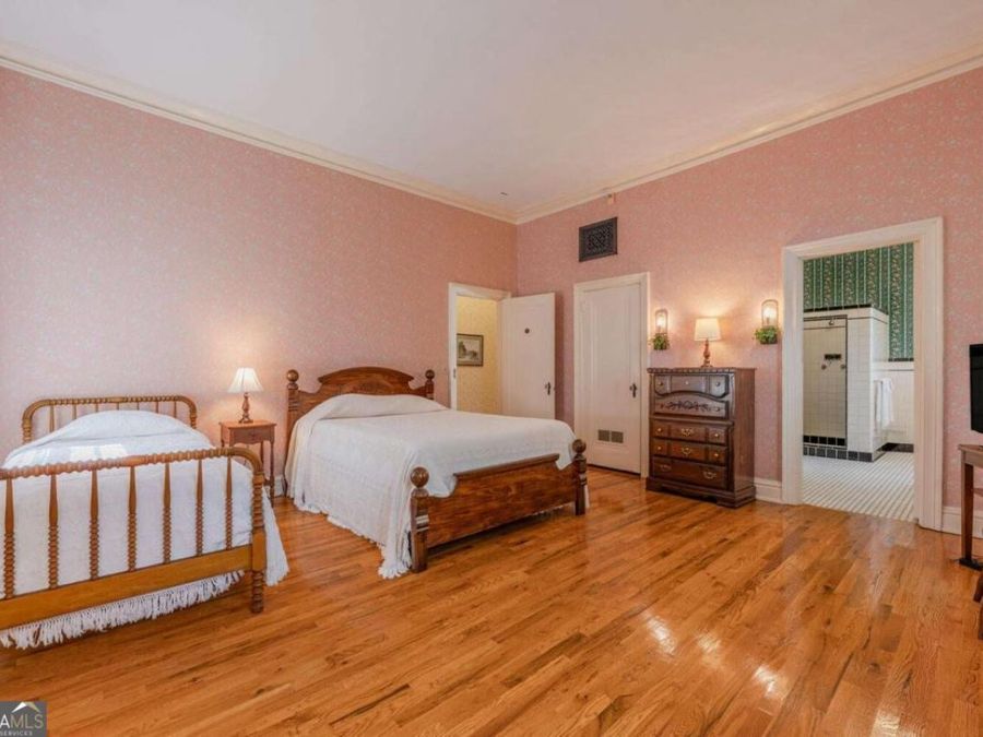 Property Image 39