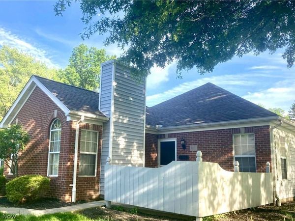 21 Stratford Green Drive , Unit 1, Canfield, OH 44406