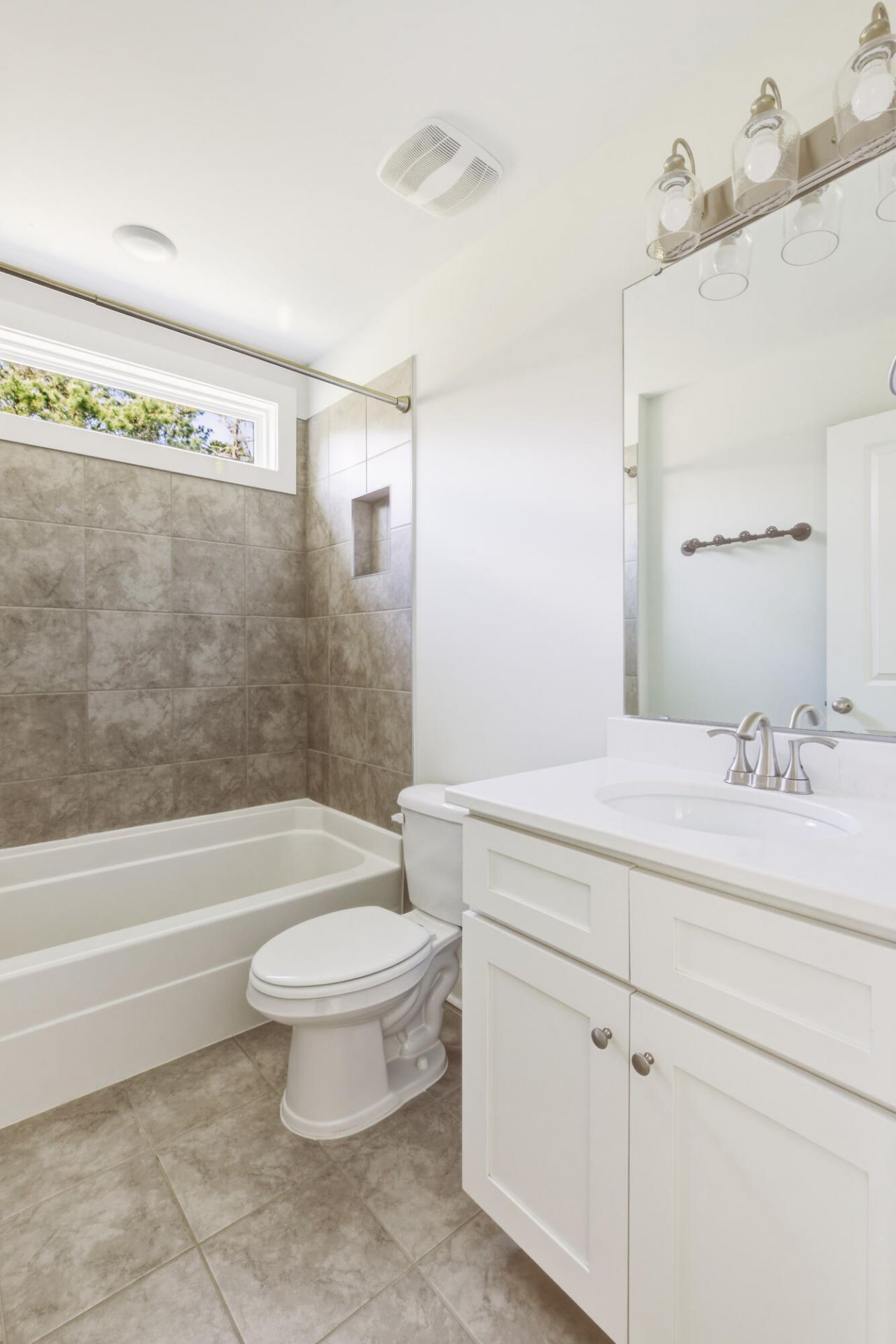 550 Fleming Road Photo 43