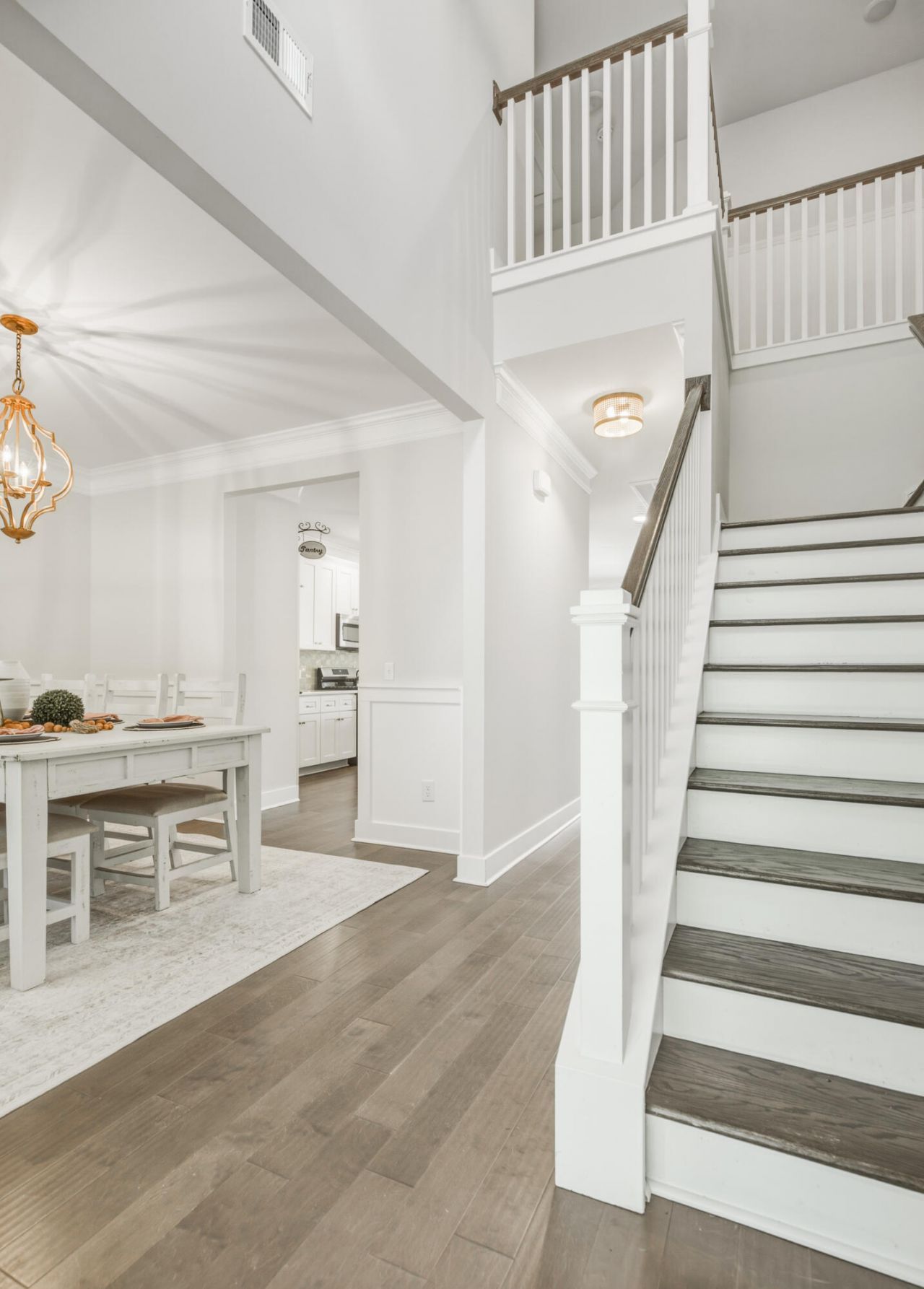 550 Fleming Road Photo 8