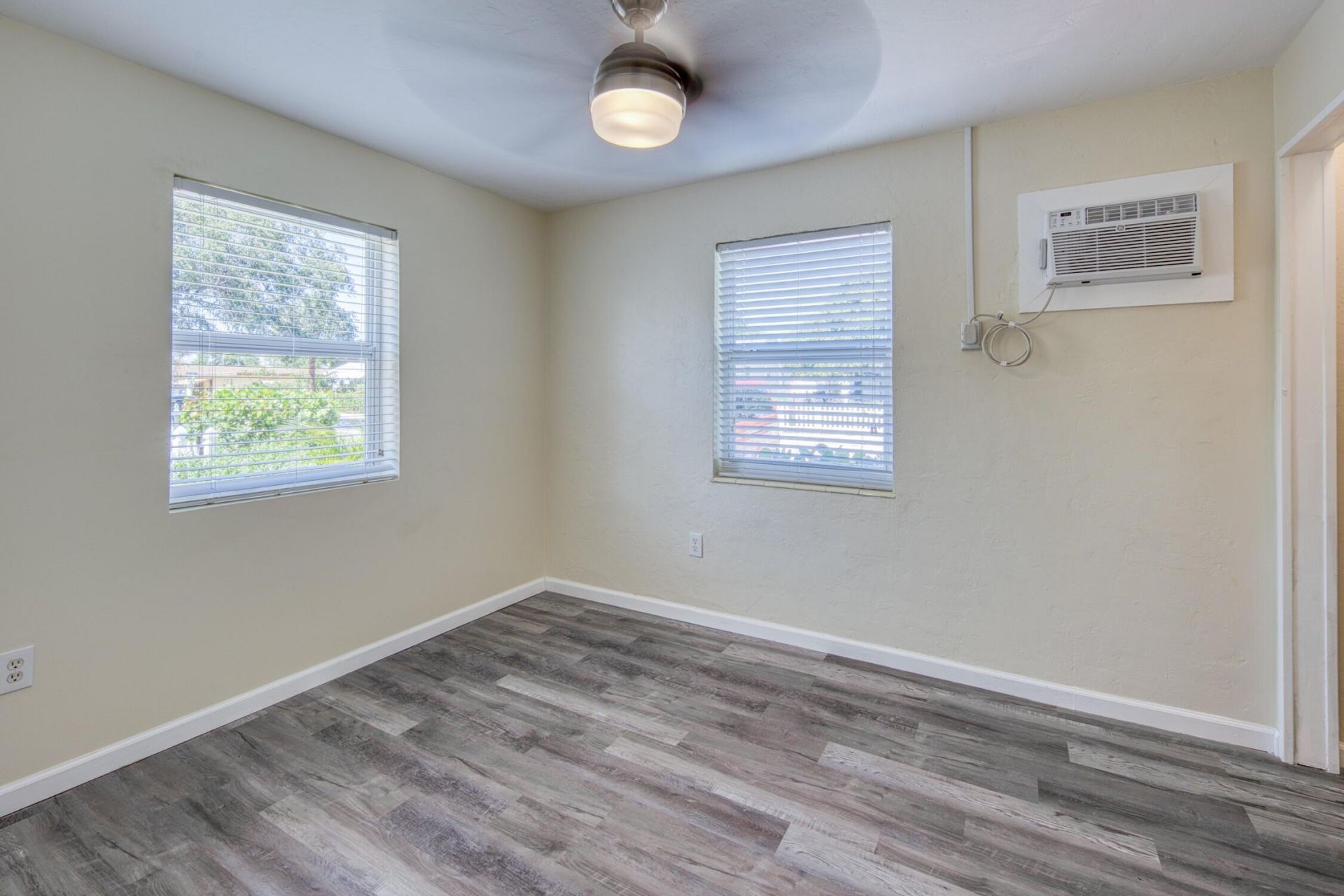 219 N E Street, Unit 1, Lake Worth Beach, FL 33460 Photo