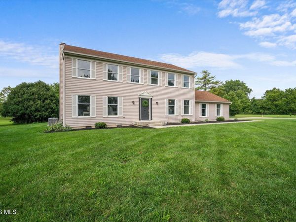 1113 Mourning Dove Lane, Bowling Green, OH 43402