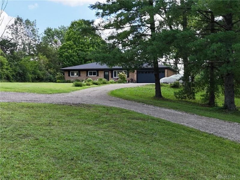 4634 Clayton Road, Brookville, OH 45309 Photo 2