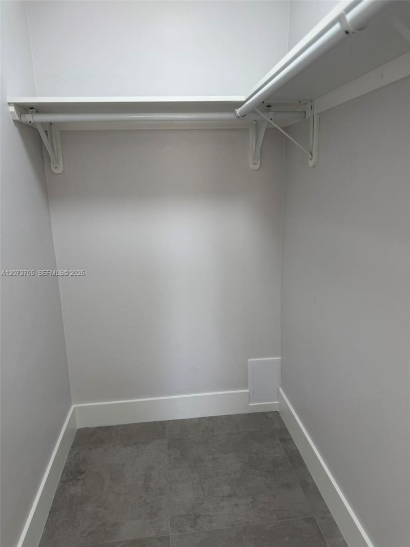1360 W 41st St , Unit 103, Hialeah, FL 33012 Photo