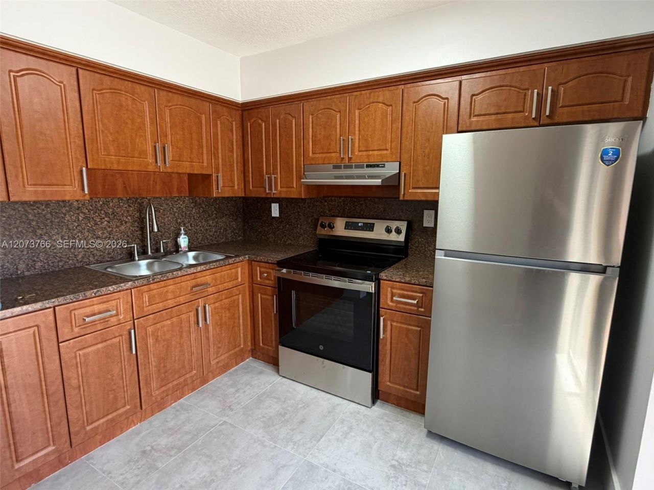 1360 W 41st St , Unit 103, Hialeah, FL 33012 Photo