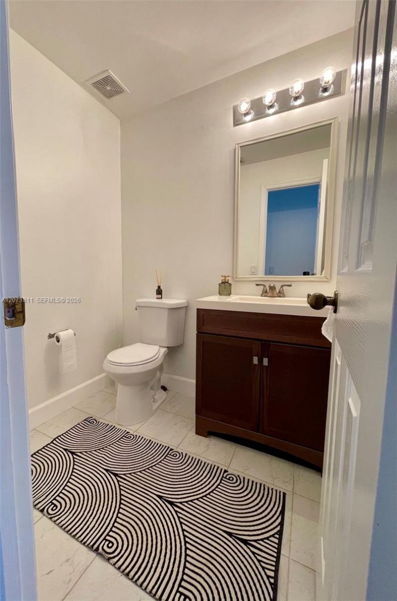 4407 Laurel Ridge Cir, Unit 1, Weston, FL 33331 Photo
