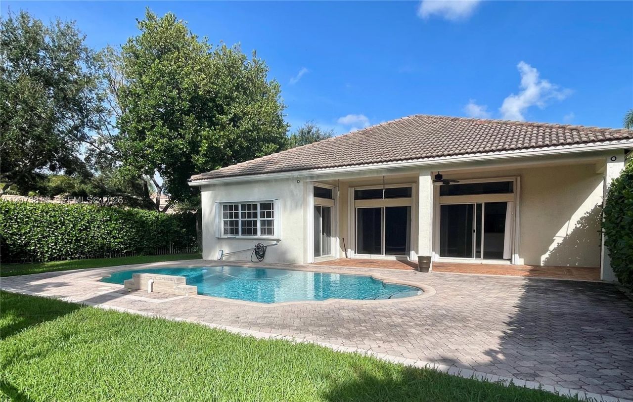 4407 Laurel Ridge Cir, Unit 1, Weston, FL 33331 Photo