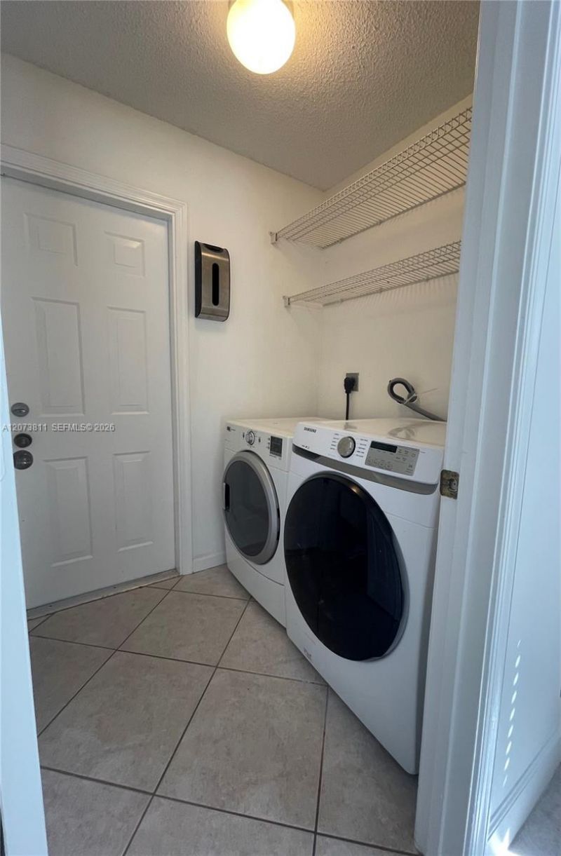 4407 Laurel Ridge Cir, Unit 1, Weston, FL 33331 Photo