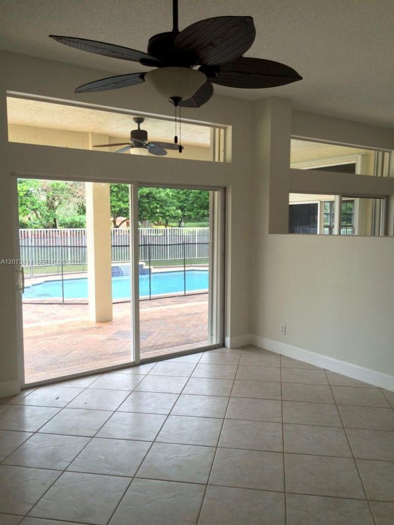 4407 Laurel Ridge Cir , Unit 1, Weston, FL 33331 Photo