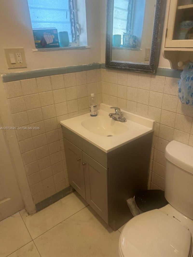 864 NW 116th St , Miami, FL 33168 Photo
