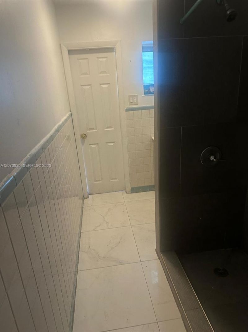 864 NW 116th St , Miami, FL 33168 Photo