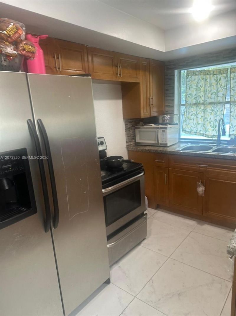 864 NW 116th St , Miami, FL 33168 Photo