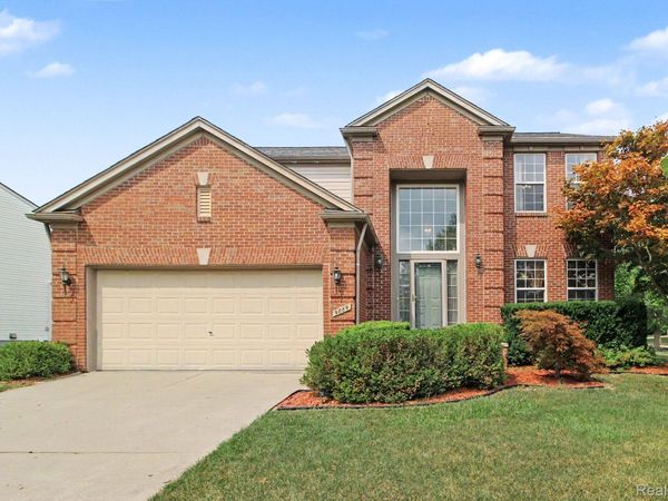 9889 High Meadow Drive, Superior Township, Mi 48198