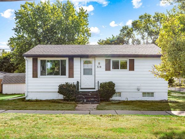 319 1st Street, West Fargo, ND 58078