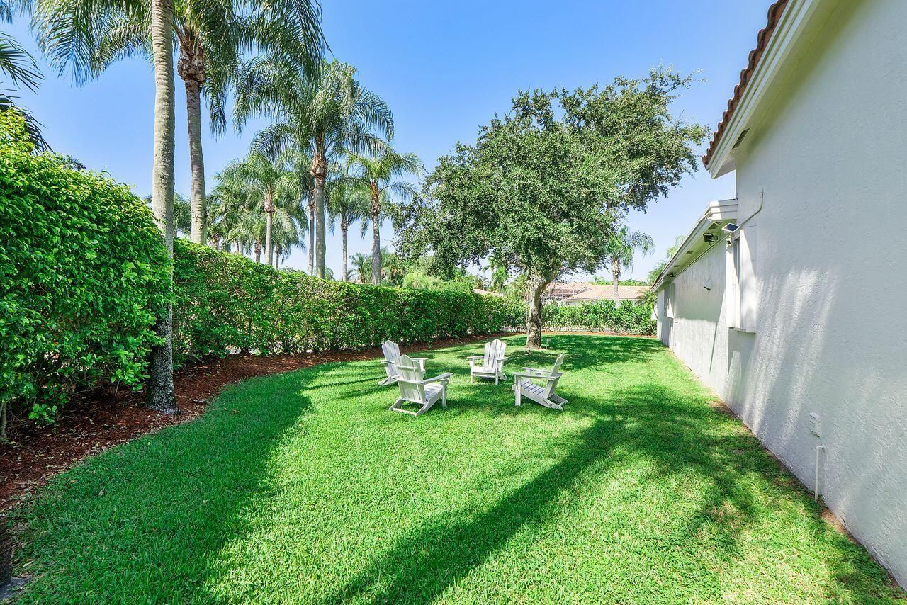 1081 Bel Aire Drive E, Pembroke Pines, FL 33027 Photo