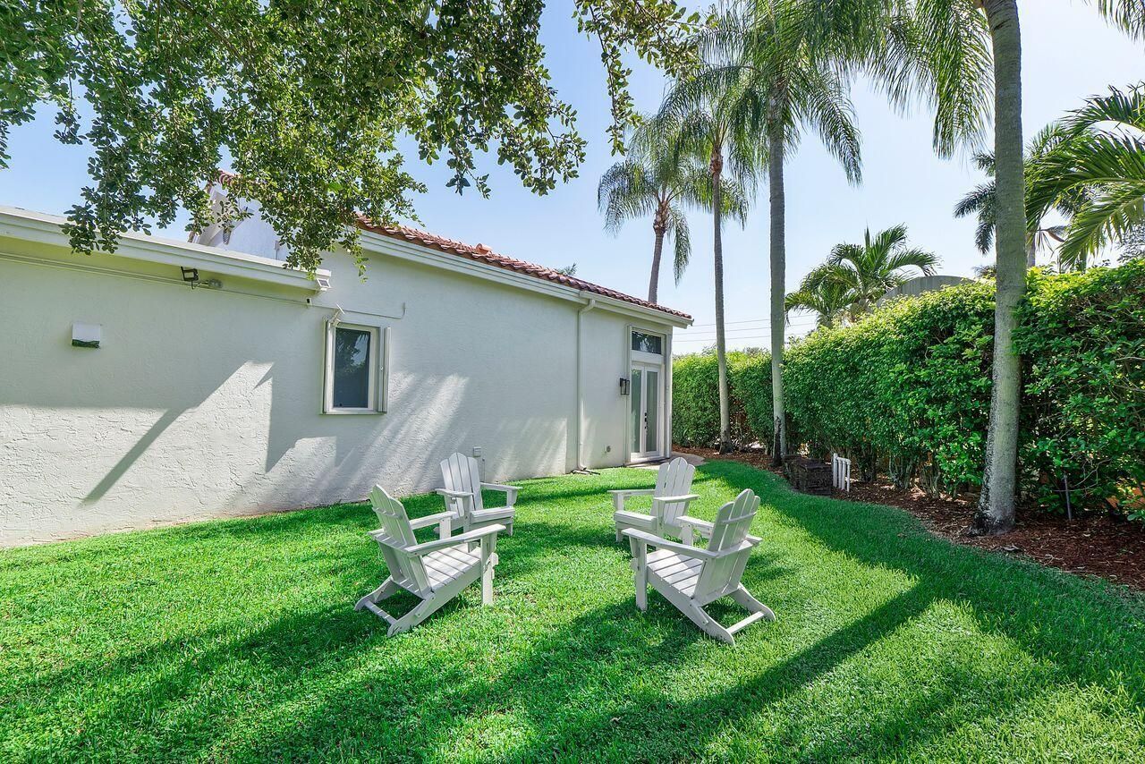 1081 Bel Aire Drive E, Pembroke Pines, FL 33027 Photo