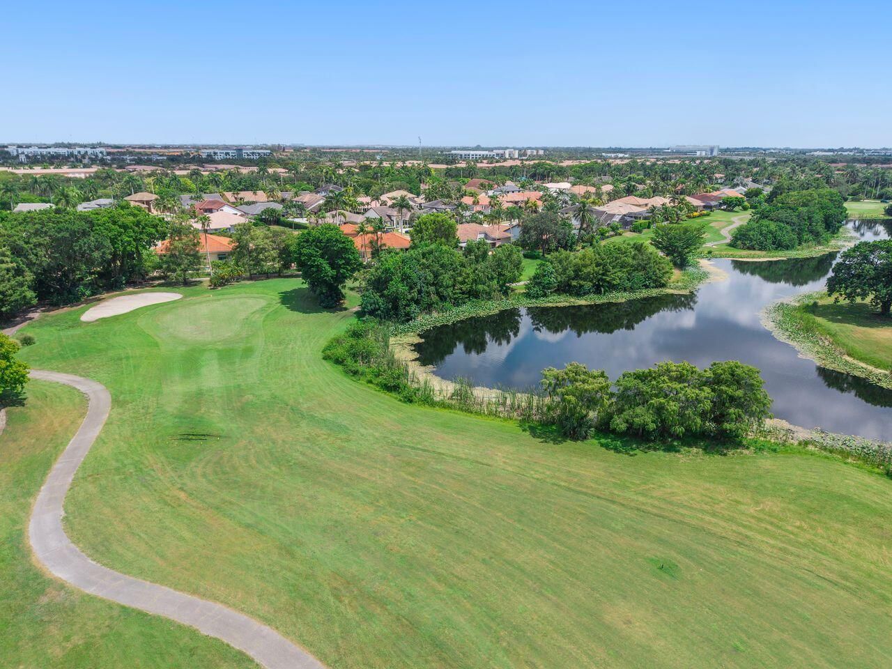 1081 Bel Aire Drive E, Pembroke Pines, FL 33027 Photo